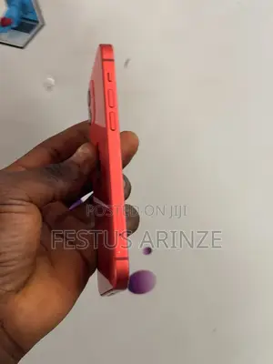 Apple iPhone 12 64 GB Red