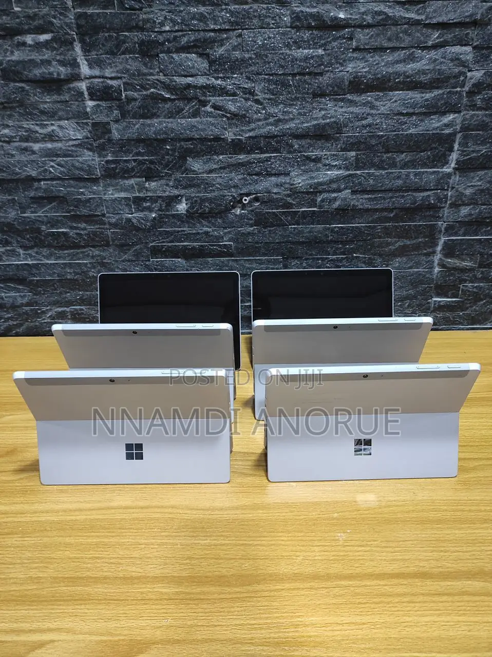 New Laptop Microsoft Surface Go 2 8GB Intel Core M3 SSD 256GB