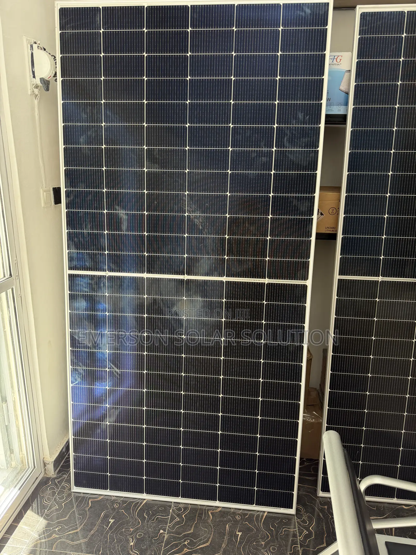 600w Jinko Solar Panel