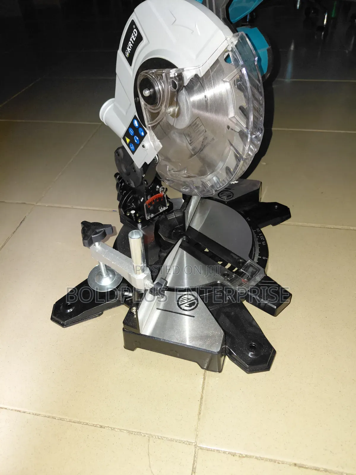 Rechargable Mitre Saw Machine