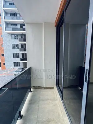 3bdrm Block of Flats in Lekki Phase 1 for rent