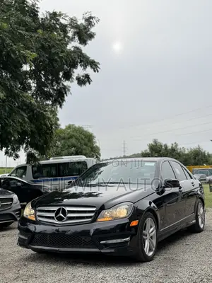 Mercedes-Benz C300 Sport 4Matic Sedan AWD (3.5L 6cyl 7A) 2013 Black