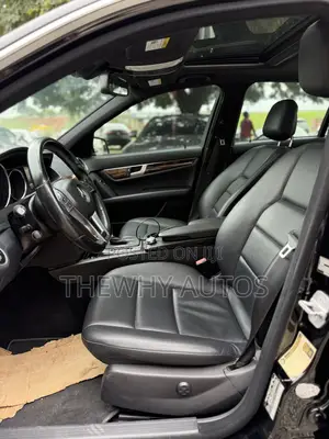Mercedes-Benz C300 Sport 4Matic Sedan AWD (3.5L 6cyl 7A) 2013 Black