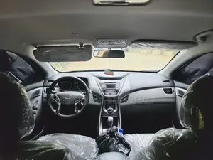 Hyundai Elantra 2015 White