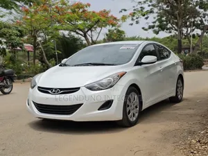 Hyundai Elantra 2015 White
