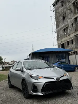 Toyota Corolla LE ECO 4dr Sedan (1.8L 4cyl CVT) 2017 Silver
