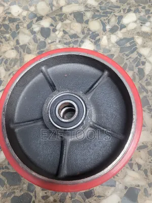 Palletc Truck Tyres
