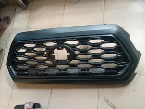 Front Grill Toyota Tacoma 2016/2020 Model