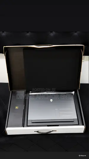 Laptop Alienware M16 R1 16GB Intel Core i7 SSD 1T