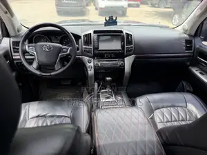 Toyota Land Cruiser 4.5 V8 VXR 2014 Black