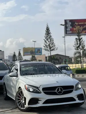 Mercedes-Benz C300 2015 White
