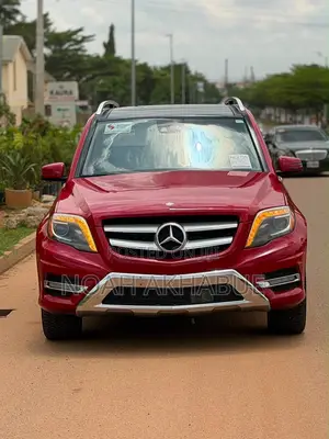 Mercedes-Benz GLK-Class 2014 Red