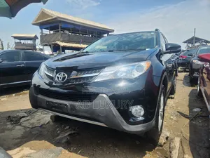 Toyota RAV4 Limited AWD (2.5L 4cyl 6A) 2017 Black