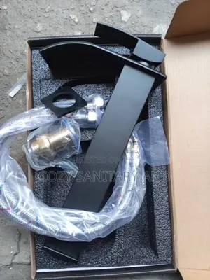 Mixer Tap ( Hot and Cold )