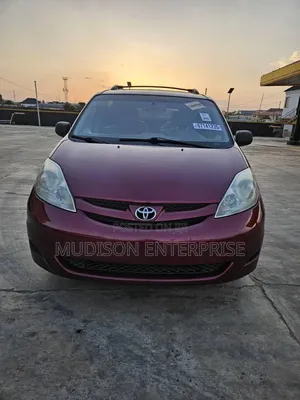 Toyota Sienna 2005 Burgundy