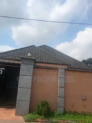 5bdrm Bungalow in Ojik Properties, Owerri for sale