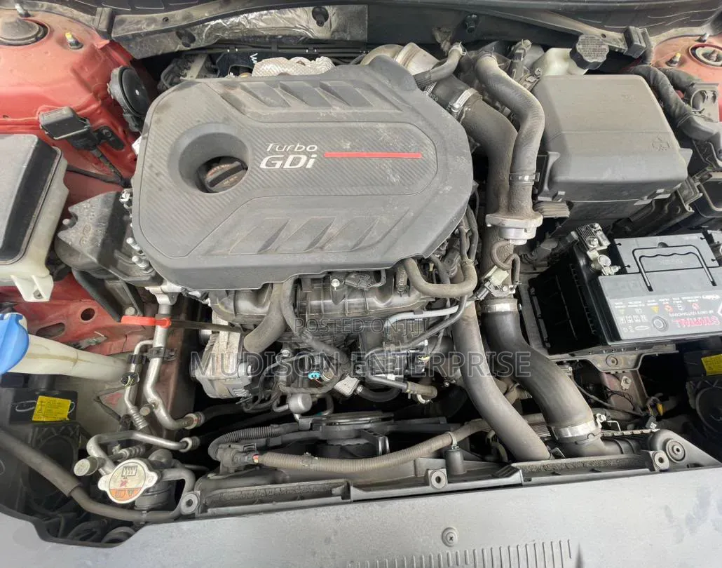 Hyundai Sonata SE 2016 Red