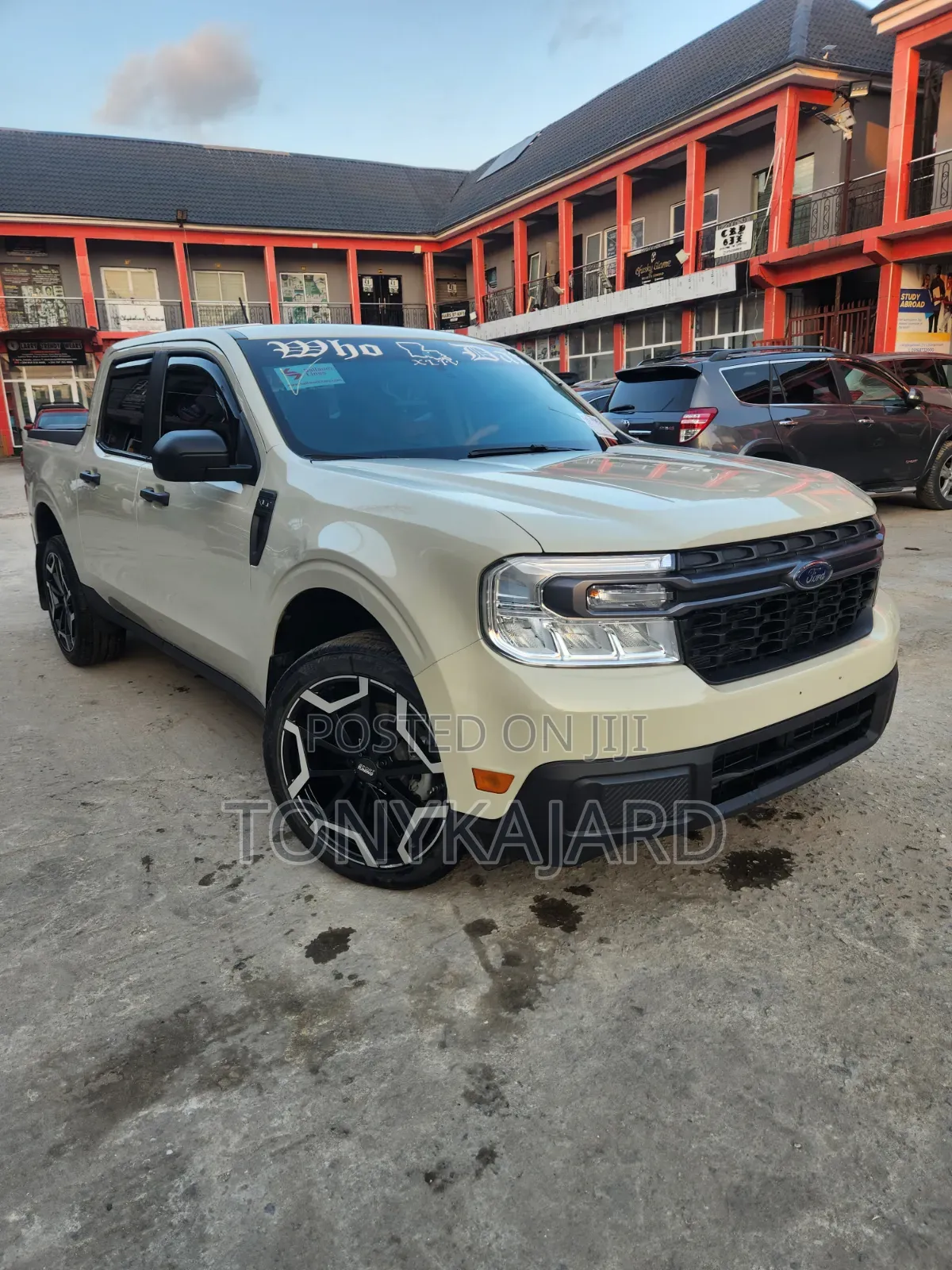 Ford Maverick 2024 Beige