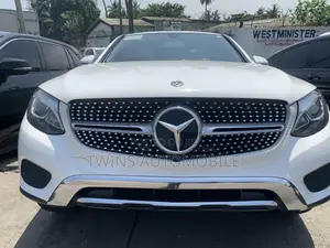 Mercedes-Benz GLC-Class 2017 White