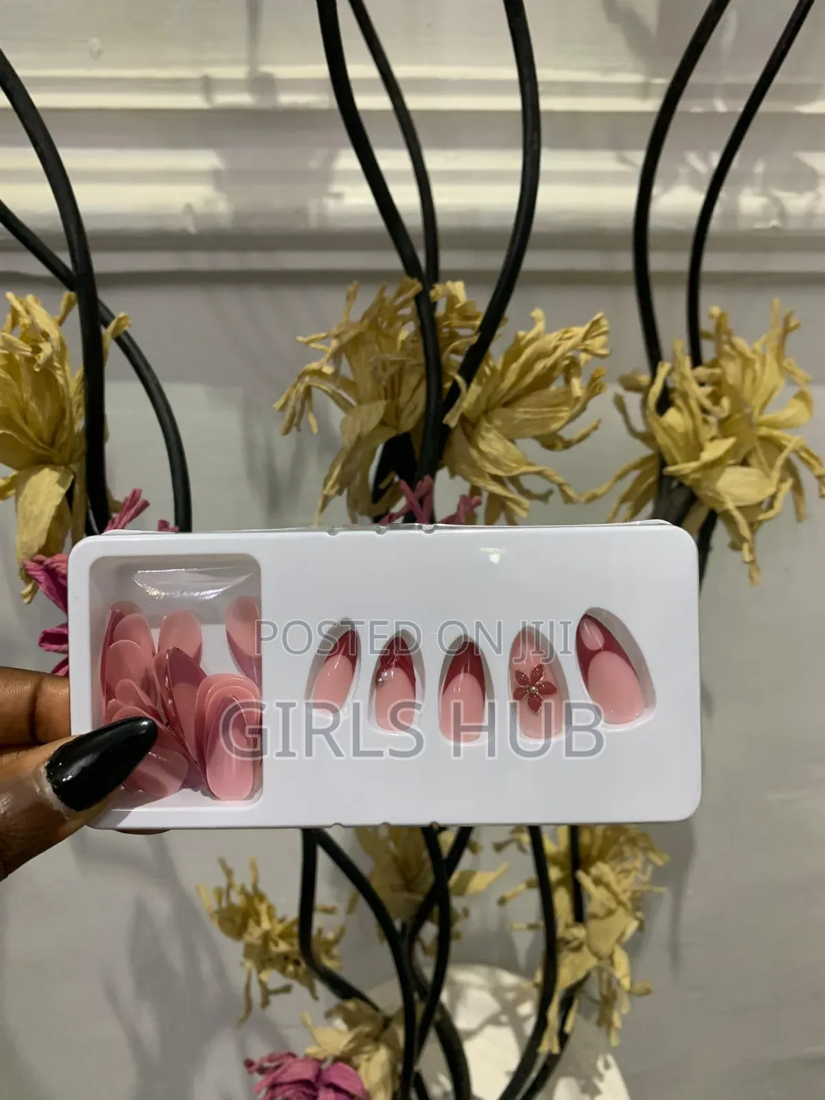 Press-on Nails