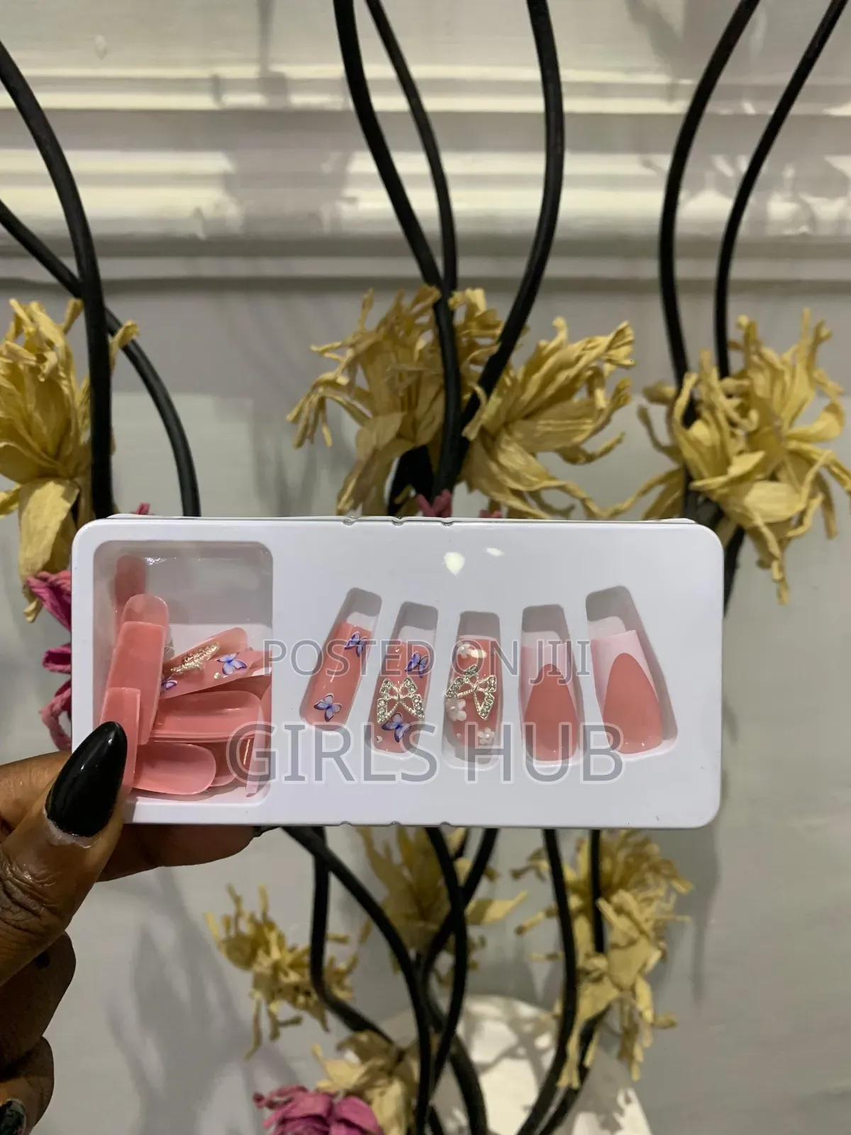 Press-on Nails