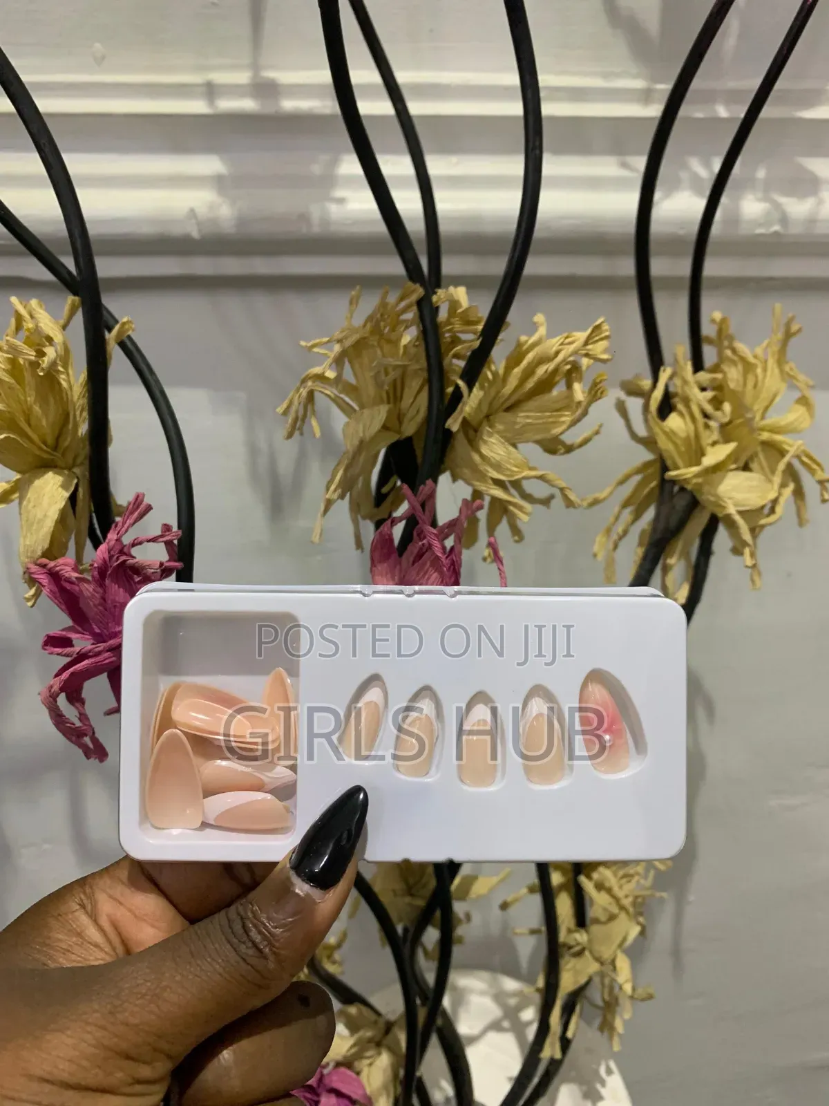 Press-on Nails