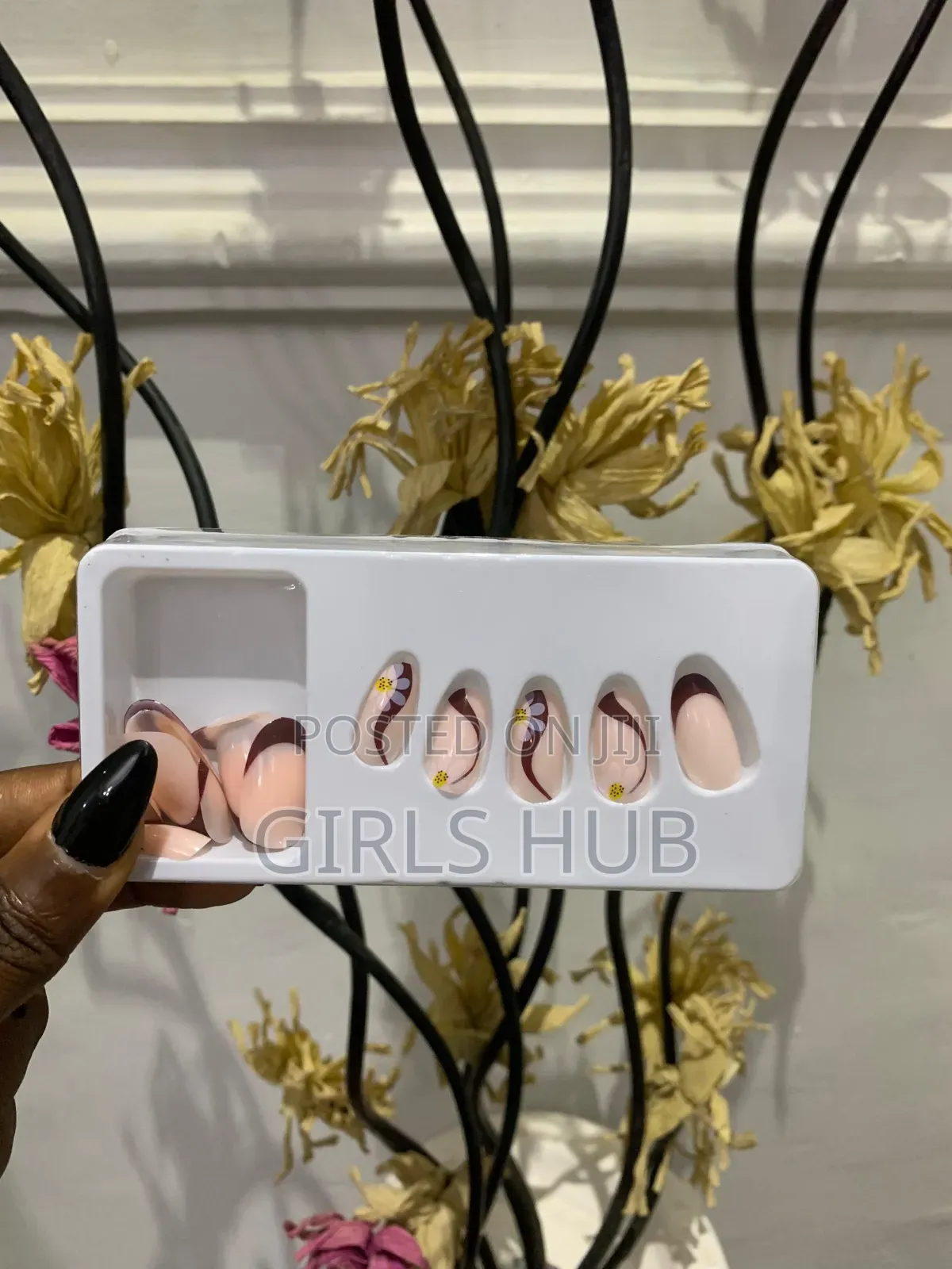 Press-on Nails