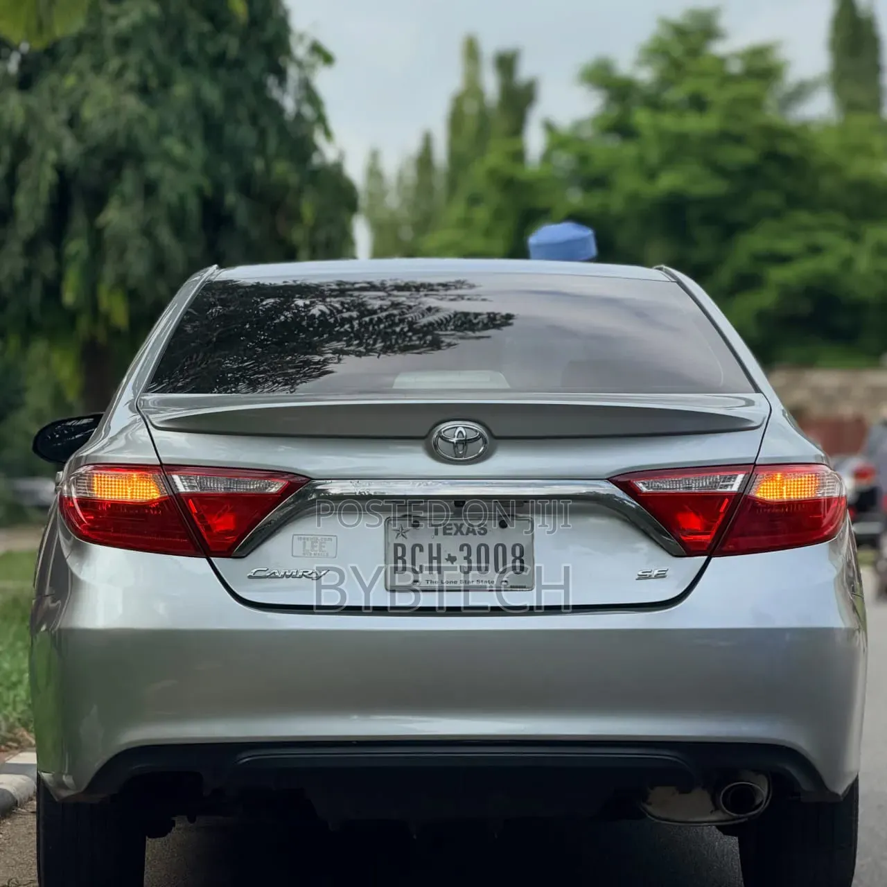 Toyota Camry 2016 Silver