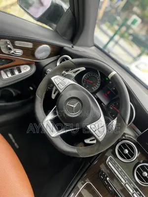 Mercedes-Benz GLC-Class 2019 Blue