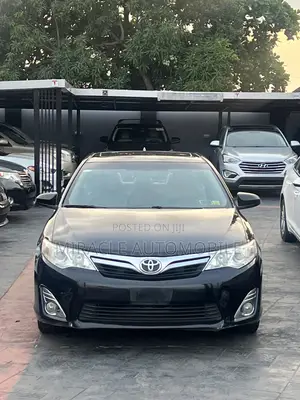 Toyota Camry XLE V6 4dr Sedan (3.5L 6cyl 6A) 2013 Black
