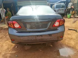 Toyota Corolla 2009 Gray
