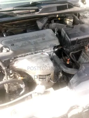 Toyota Camry 2004 Gold