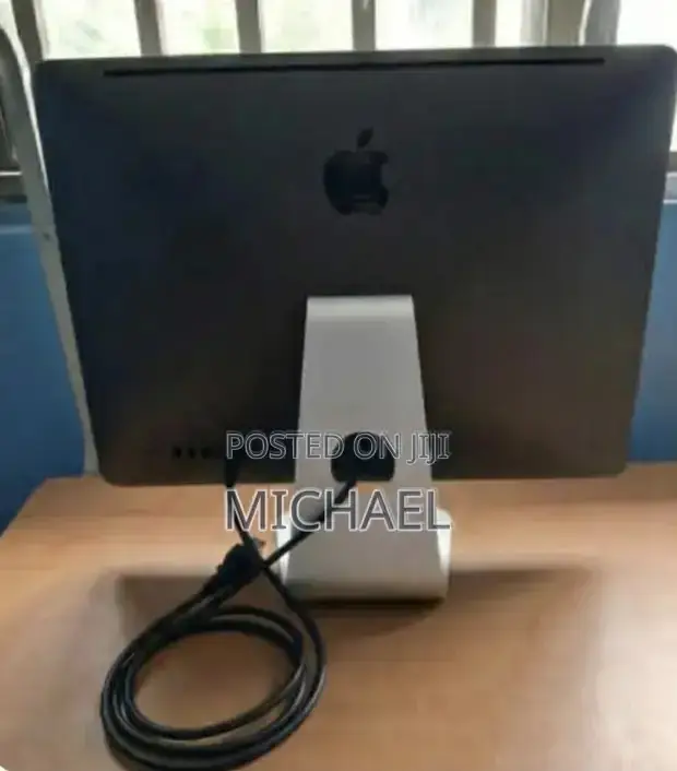 Desktop Computer Apple iMac 4GB Intel Core 2 Duo HDD 512GB