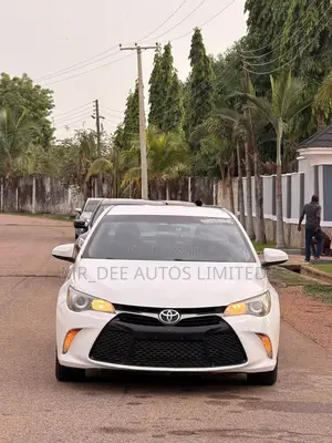 Toyota Camry 2016 White