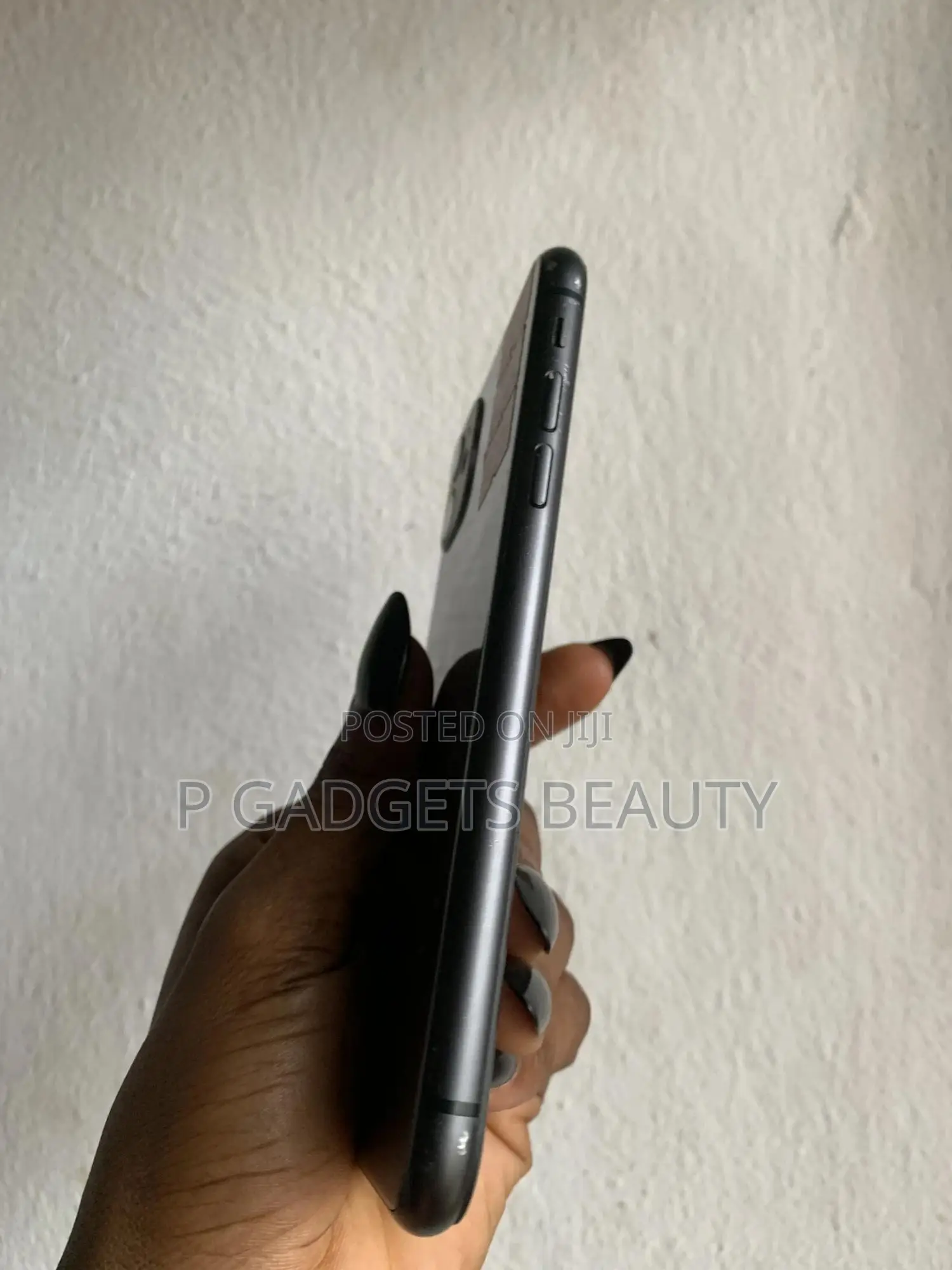 Apple iPhone 11 64 GB
