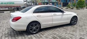 Mercedes-Benz C300 2016 White