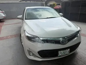 Toyota Avalon 2015 White