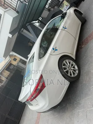 Toyota Avalon 2015 White