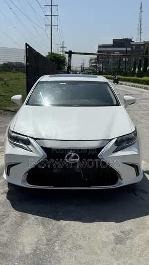 Lexus ES 350 FWD 2014 White