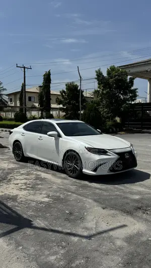 Lexus ES 350 FWD 2014 White