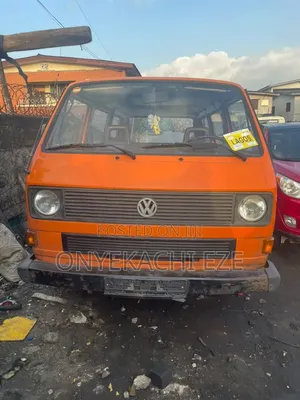 Volkswagen Transporter 2003 Orange