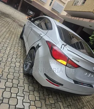 Hyundai Elantra 2014 Silver