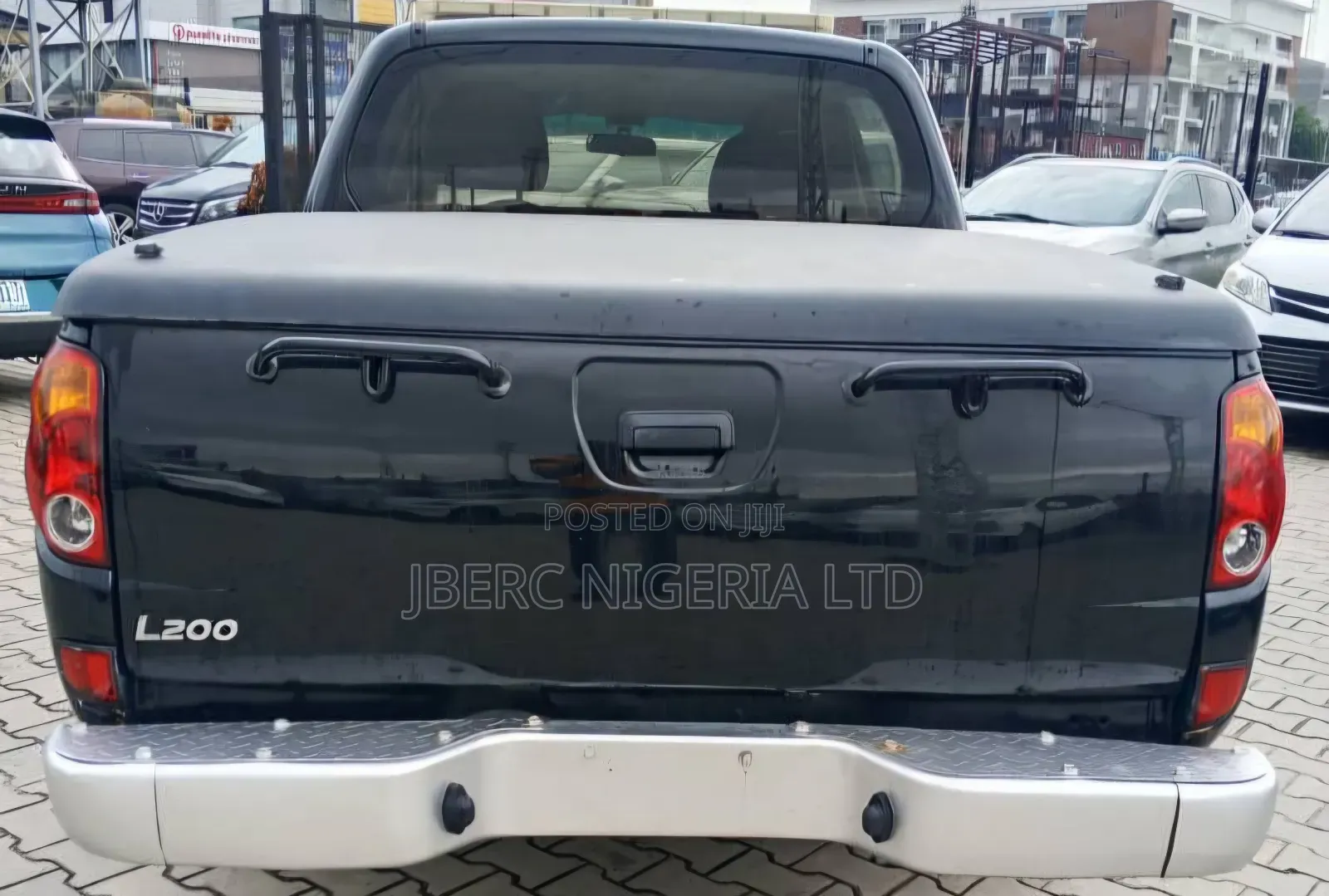 Mitsubishi L200 2014 Black