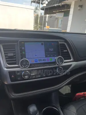 Highlander 2014-2018 Diamond Two Knob Navigation Apple Carplay