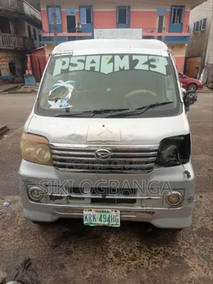 Daihatsu Hijet 2012 White