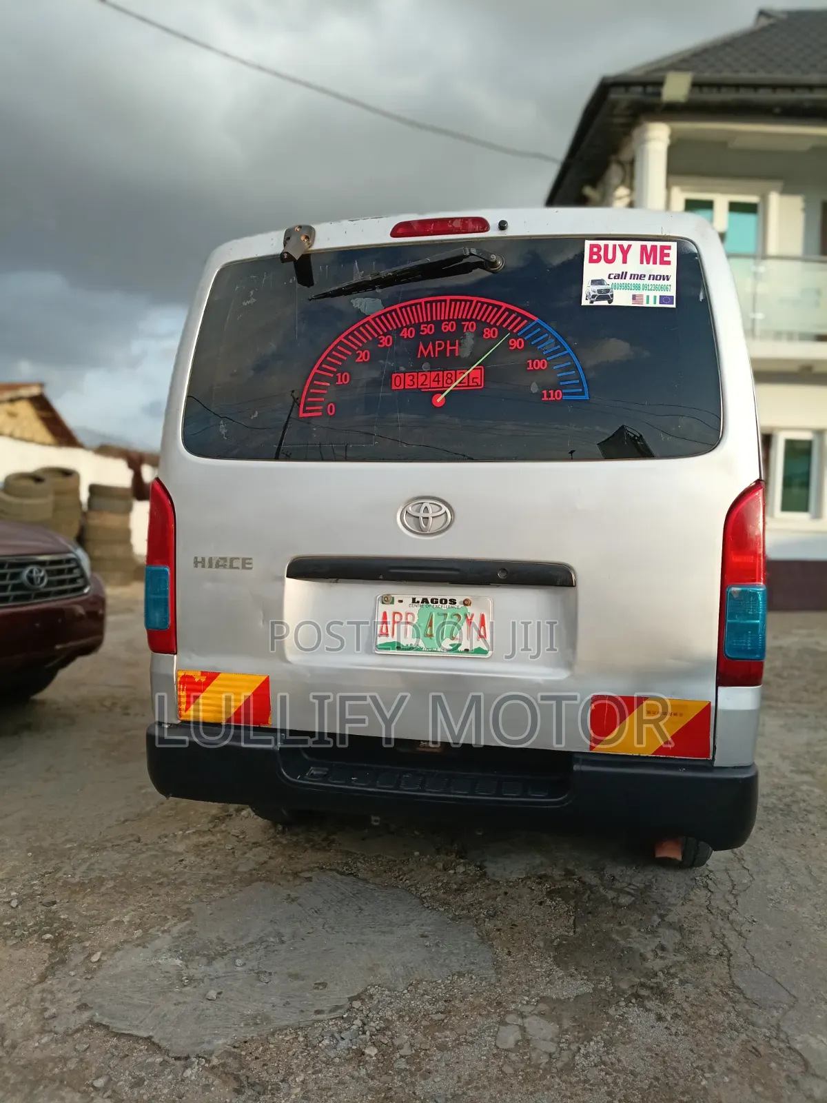 Toyota HiAce 2009 Grey