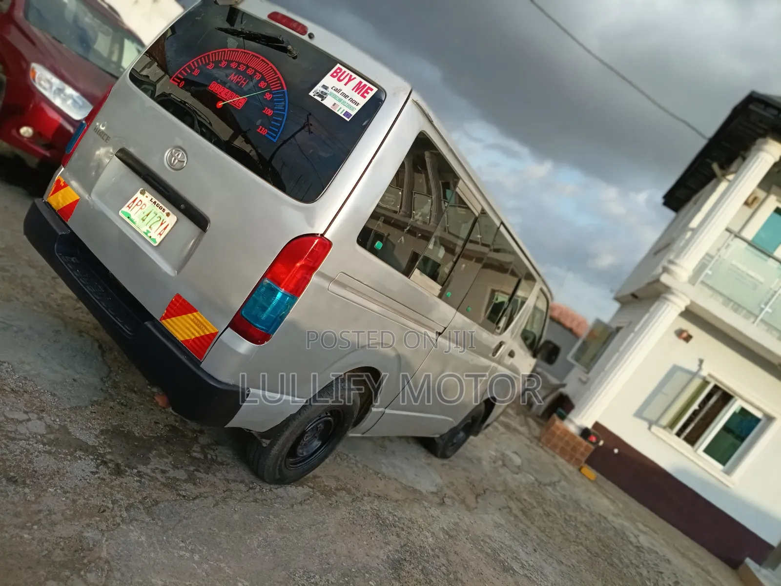 Toyota HiAce 2009 Grey