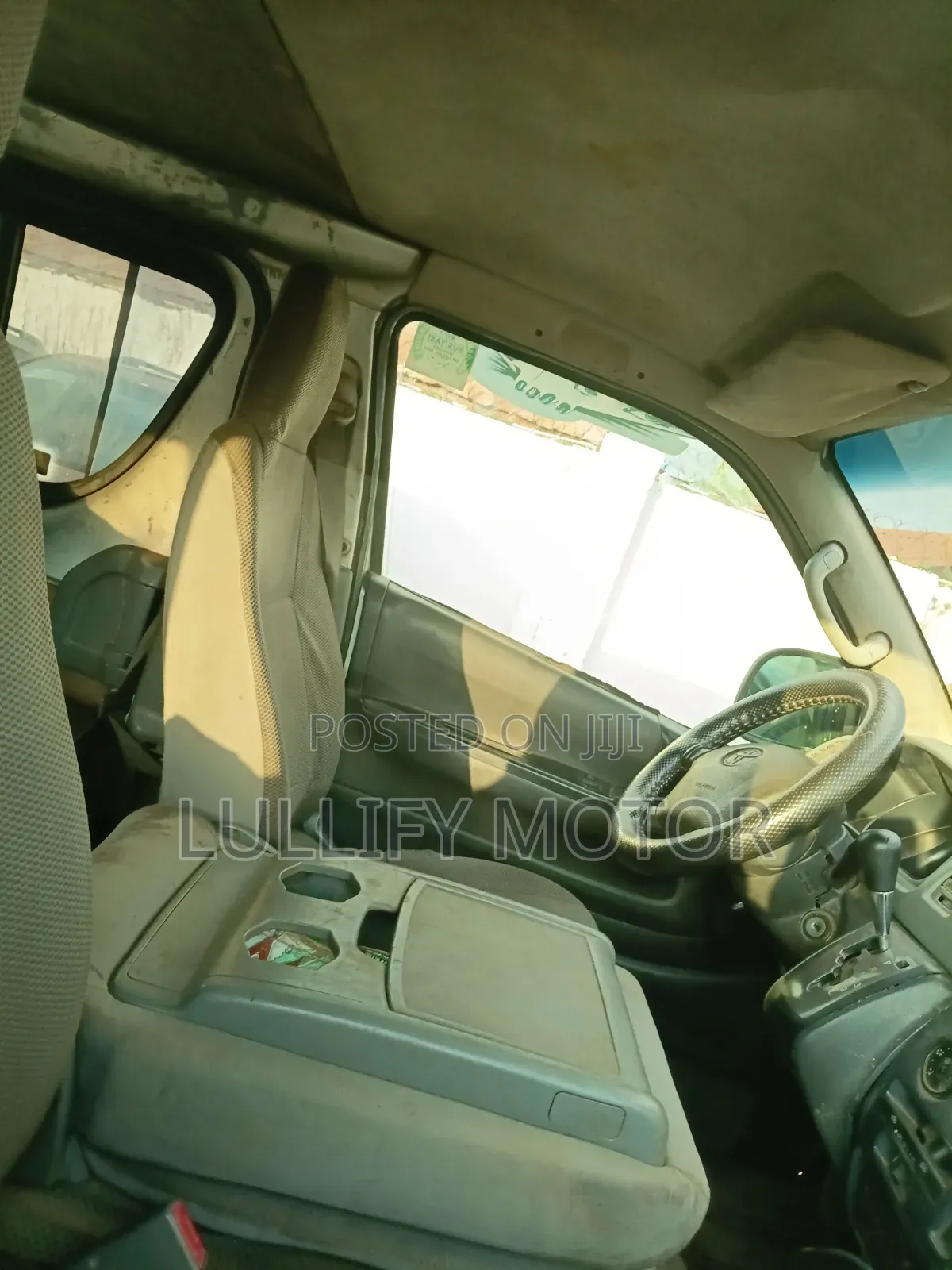 Toyota HiAce 2009 Grey