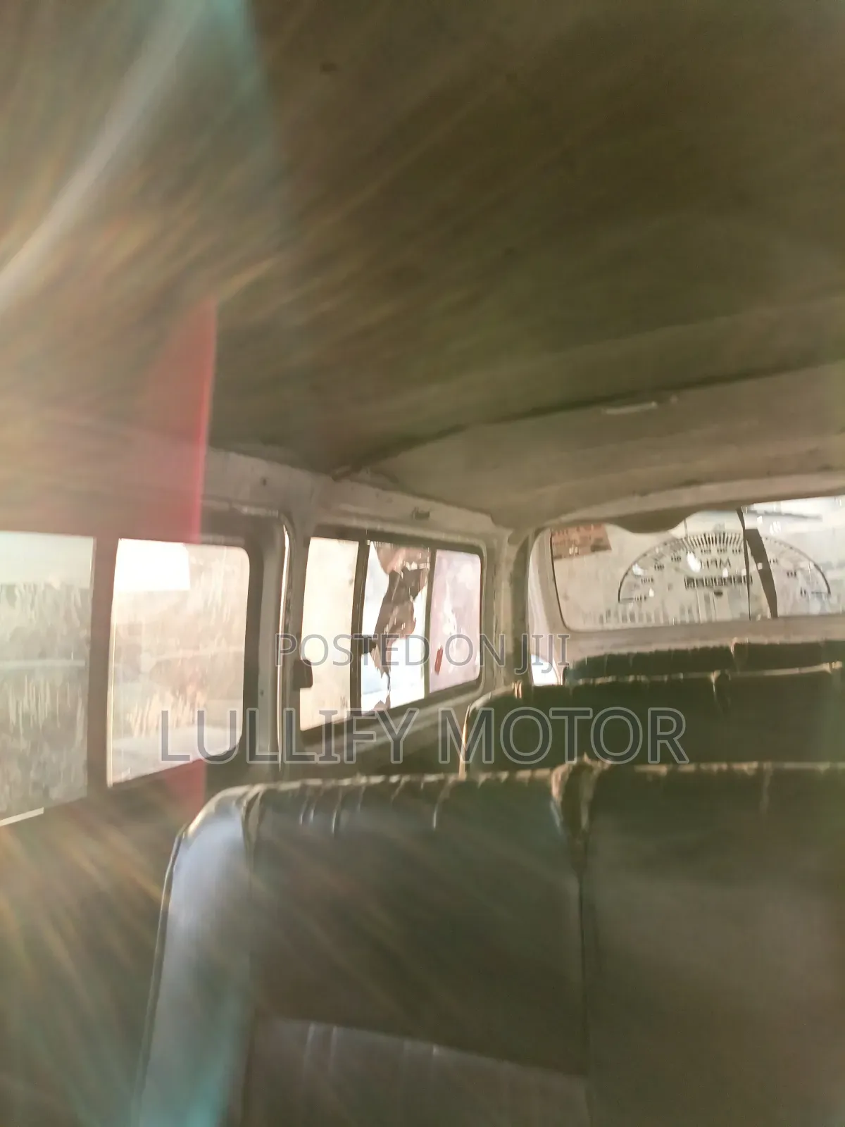 Toyota HiAce 2009 Grey