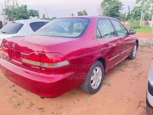 Honda Accord 2001 Maroon